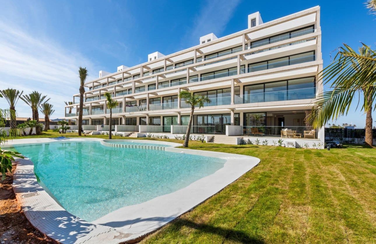 2 bedroom Apartment for sale in Mar de Cristal with pool garage - € 358,000 (Ref: 10047968)