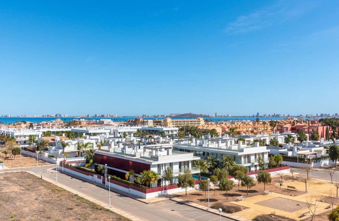 2 bedroom Apartment for sale in Mar de Cristal with pool garage - € 358,000 (Ref: 10047968)