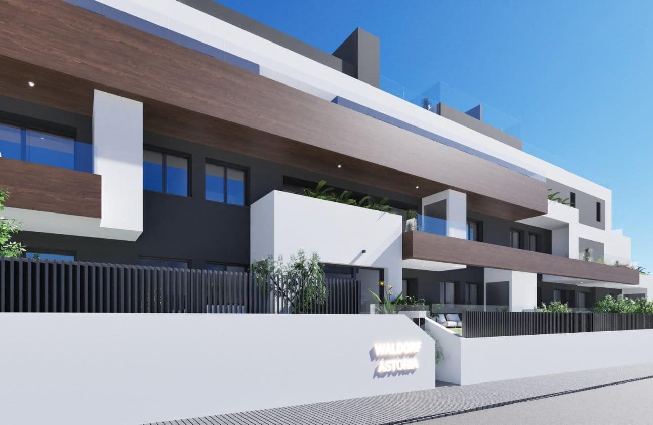 3 bedroom Apartment for sale in Benijofar with pool - € 364,000 (Ref: 10047996)