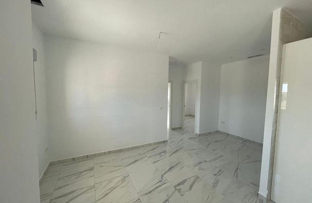 6 slaapkamer Villa te koop in Pinoso met zwembad garage - € 611.000 (Ref: 10051052)
