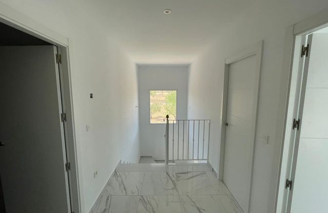 6 slaapkamer Villa te koop in Pinoso met zwembad garage - € 611.000 (Ref: 10051052)