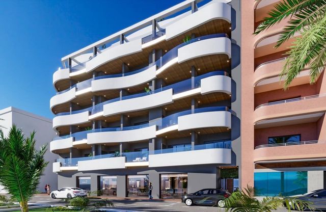 3 soveværelse Lejlighed til salg i Avenida Habaneras - Curva de Palangre, Torrevieja med swimmingpool - € 439.000 (Ref: 10051066)