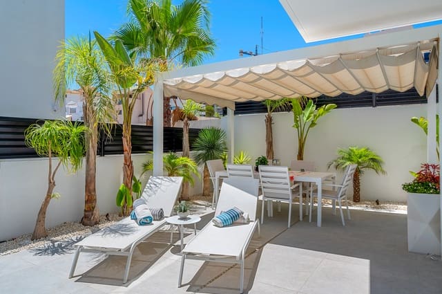 4 sovrum Villa till salu i Los Secanos, Guardamar del Segura med pool - 1 250 000 € (Ref: 10063827)
