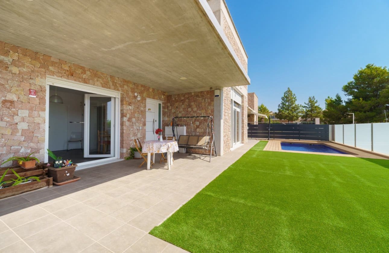 4 bedroom Villa for sale in La Alcayna with pool garage - € 559,000 (Ref: 10080016)