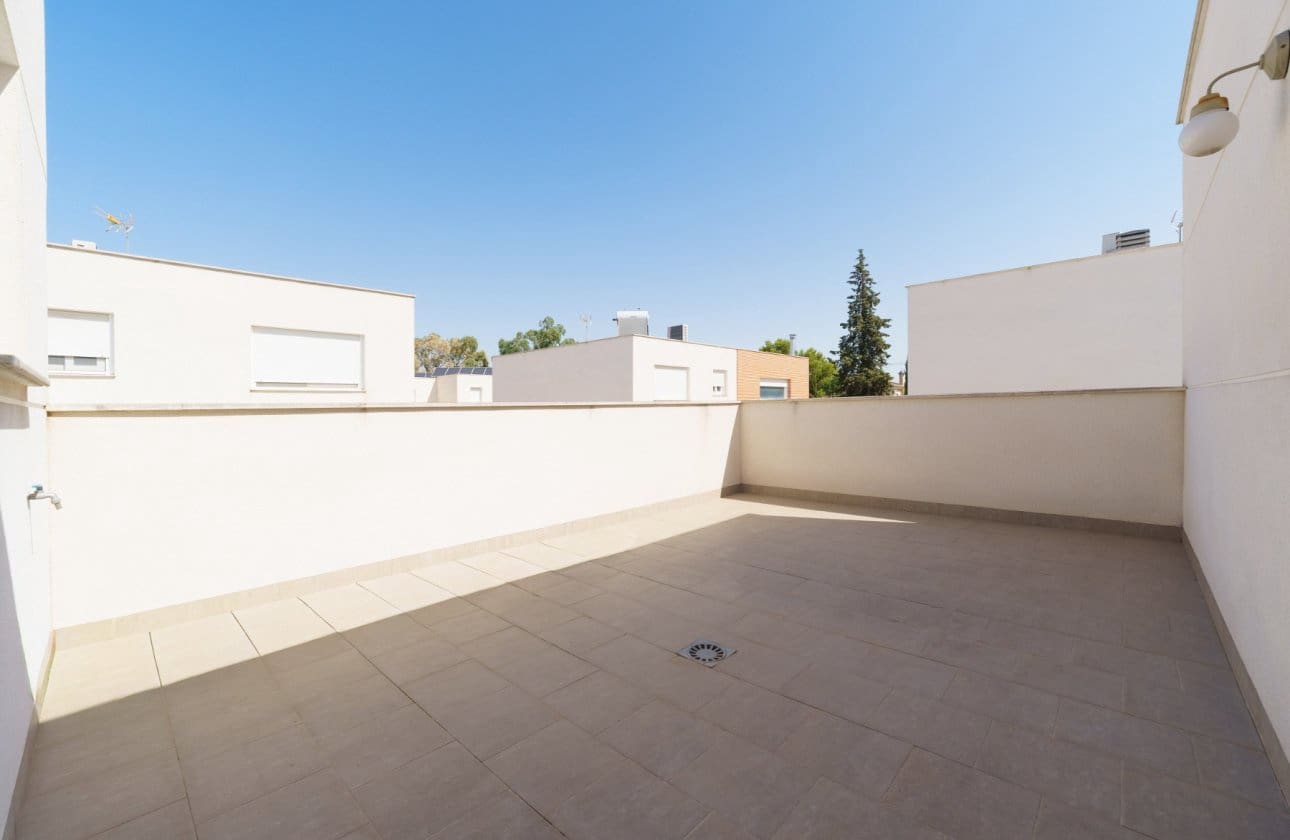 4 bedroom Villa for sale in La Alcayna with pool garage - € 559,000 (Ref: 10080016)