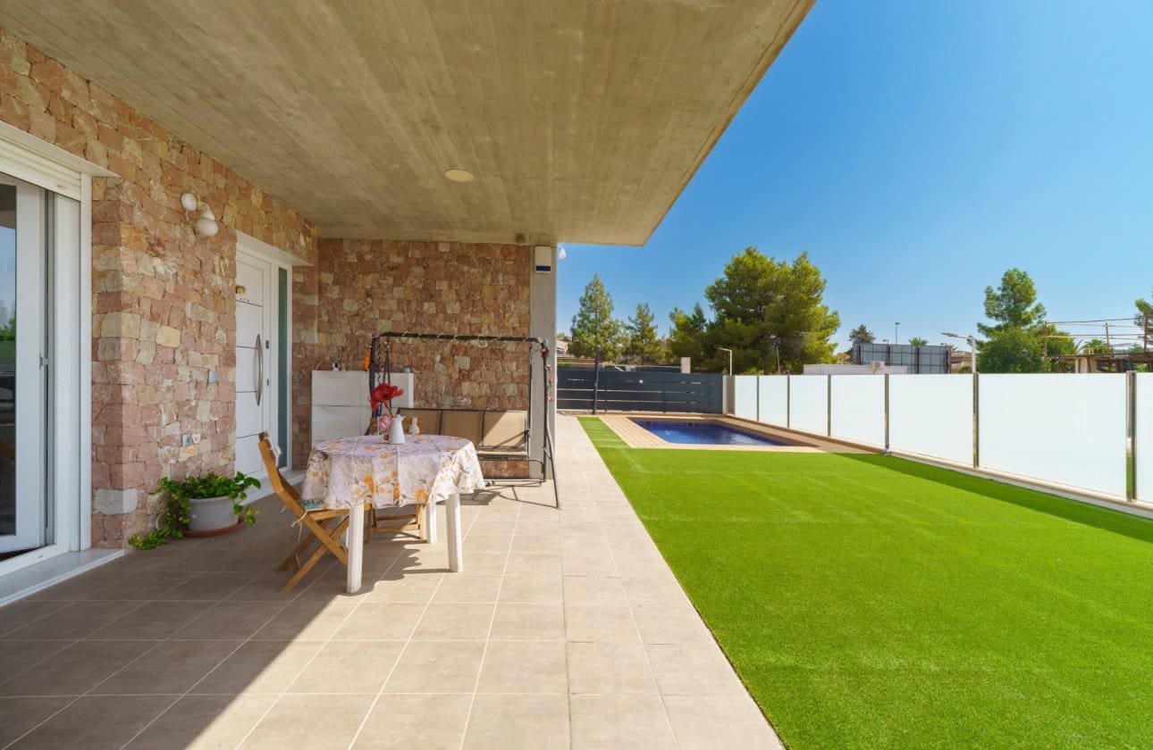4 bedroom Villa for sale in La Alcayna with pool garage - € 559,000 (Ref: 10080016)