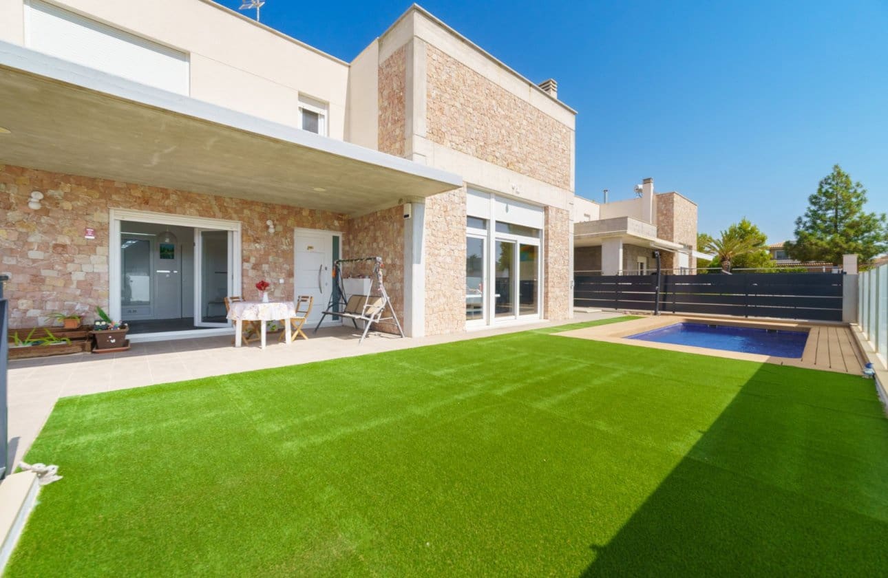 4 bedroom Villa for sale in La Alcayna with pool garage - € 559,000 (Ref: 10080016)