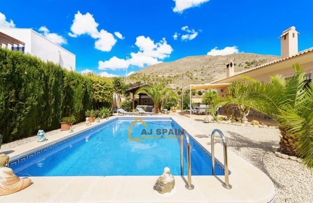 3 soveværelse Villa til salg i Fortuna med swimmingpool - € 289.000 (Ref: 10089977)