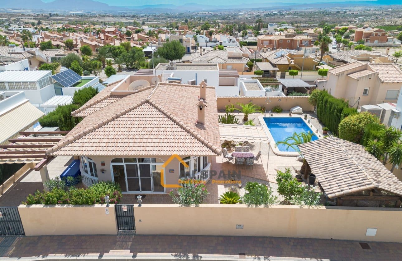 3 bedroom Villa for sale in Fortuna with pool - € 289,000 (Ref: 10089977)