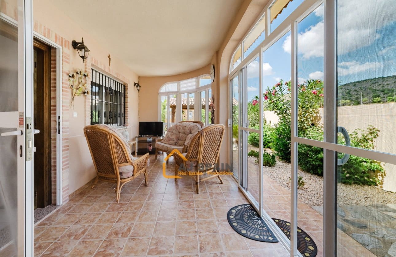 3 bedroom Villa for sale in Fortuna with pool - € 289,000 (Ref: 10089977)