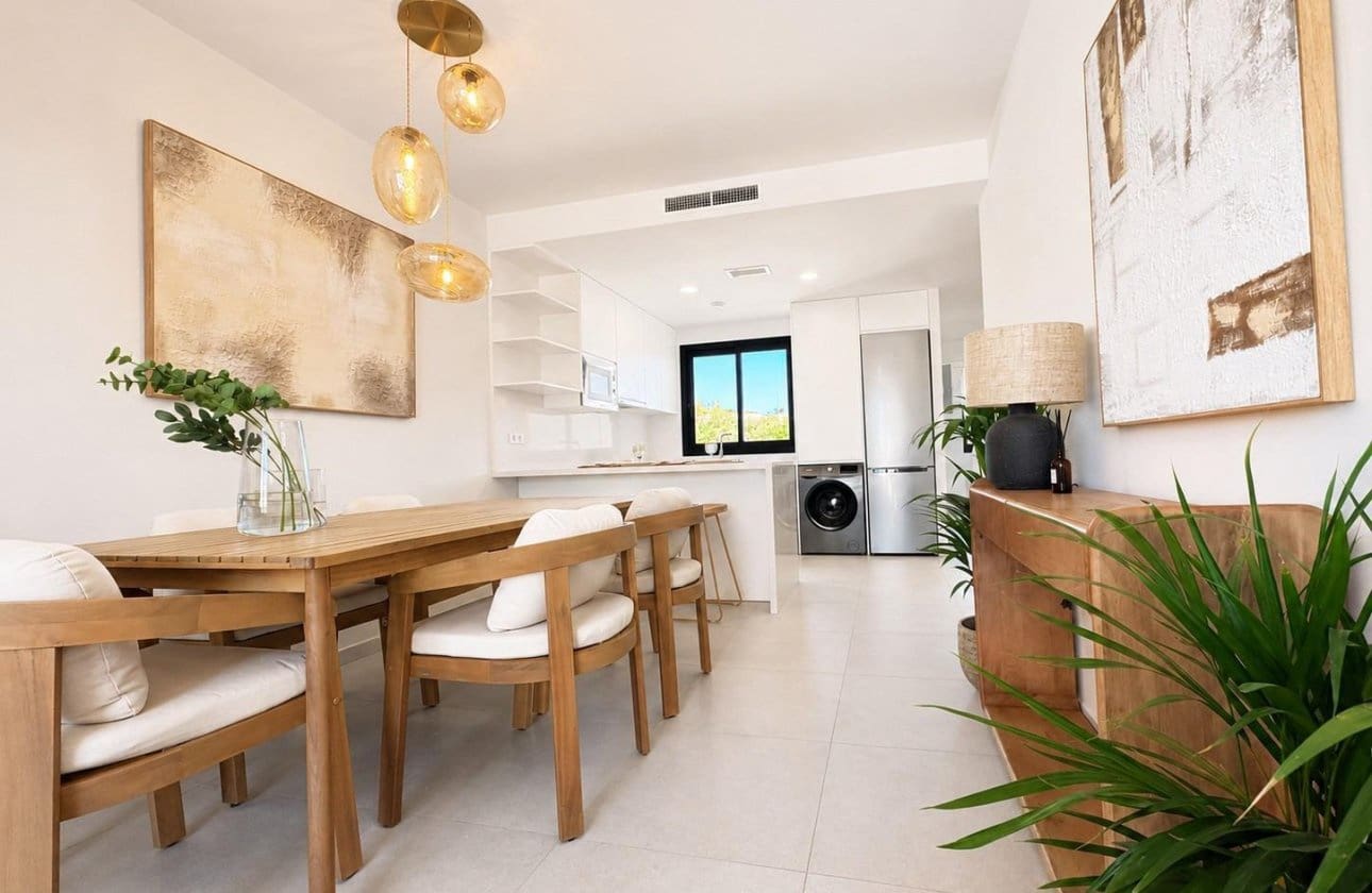 3 sovrum Semi-fristående Villa till salu i Banos y Mendigo med pool - 315 500 € (Ref: 10100897)