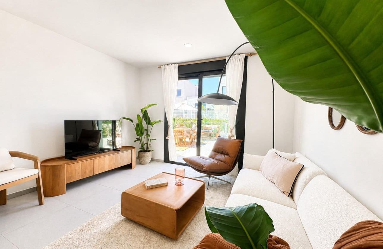 3 sovrum Semi-fristående Villa till salu i Banos y Mendigo med pool - 315 500 € (Ref: 10100897)