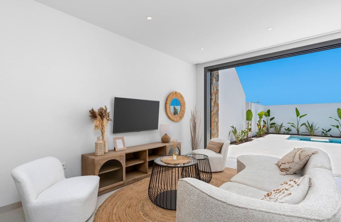 3 Zimmer Villa zu verkaufen in Los Alcazares mit Pool - 499.900 € (Ref: 10100910)