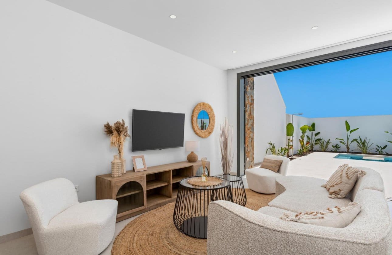 3 Zimmer Villa zu verkaufen in Los Alcazares mit Pool - 499.900 € (Ref: 10100910)