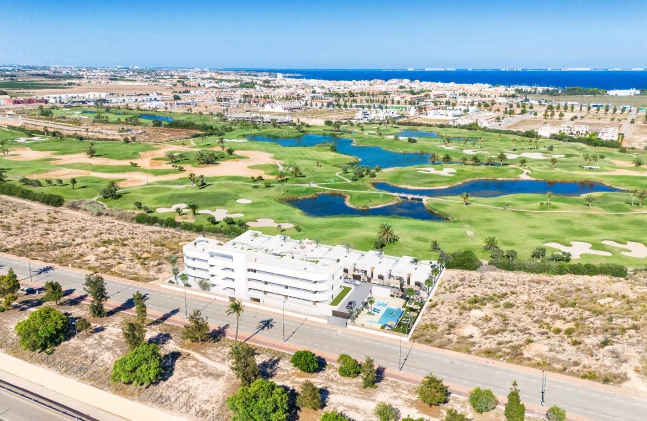 2 slaapkamer Appartement te koop in Los Alcazares met zwembad garage - € 275.000 (Ref: 10100934)