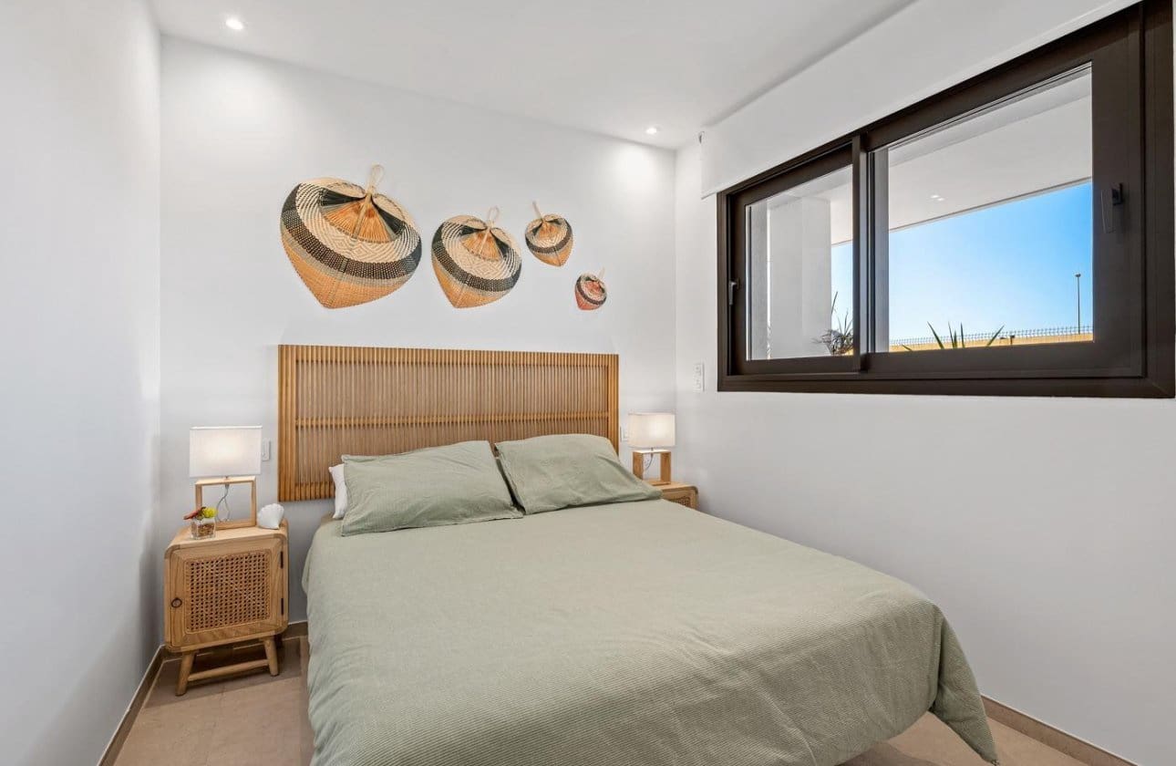 2 slaapkamer Appartement te koop in Los Alcazares met zwembad garage - € 275.000 (Ref: 10100934)