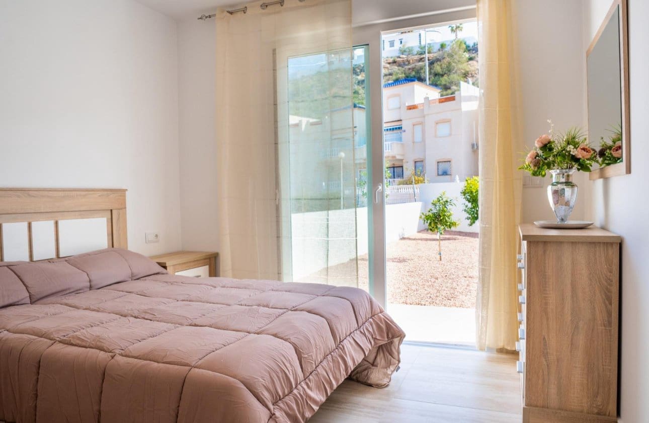 5 makuuhuone Huvila myytävänä paikassa Ciudad Quesada mukana uima-altaan - 587 000 € (Ref: 10100936)