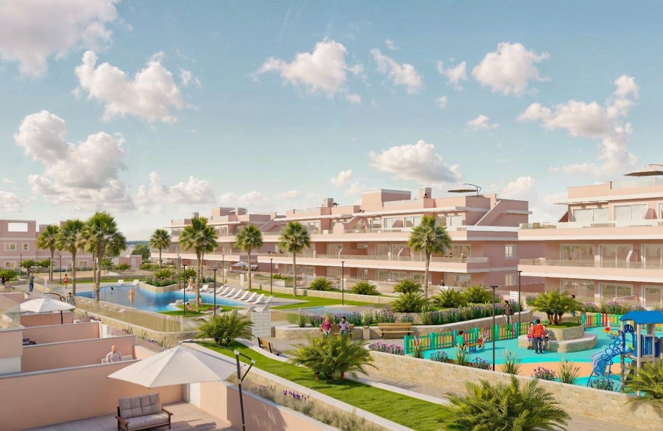 3 slaapkamer Villa te koop in Pilar de la Horadada met zwembad garage - € 379.900 (Ref: 10100982)