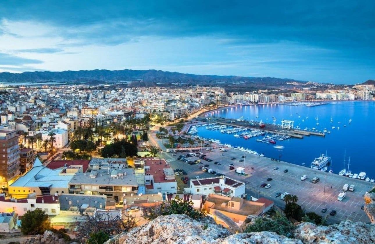 2 sovrum Lägenhet till salu i Aguilas med pool garage - 267 000 € (Ref: 10127488)