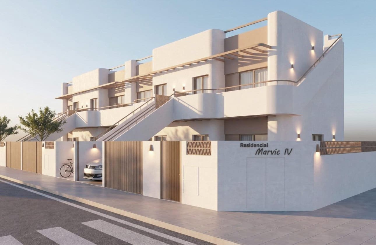2 Zimmer Apartment zu verkaufen in Pilar de la Horadada mit Pool Garage - 299.900 € (Ref: 10127492)