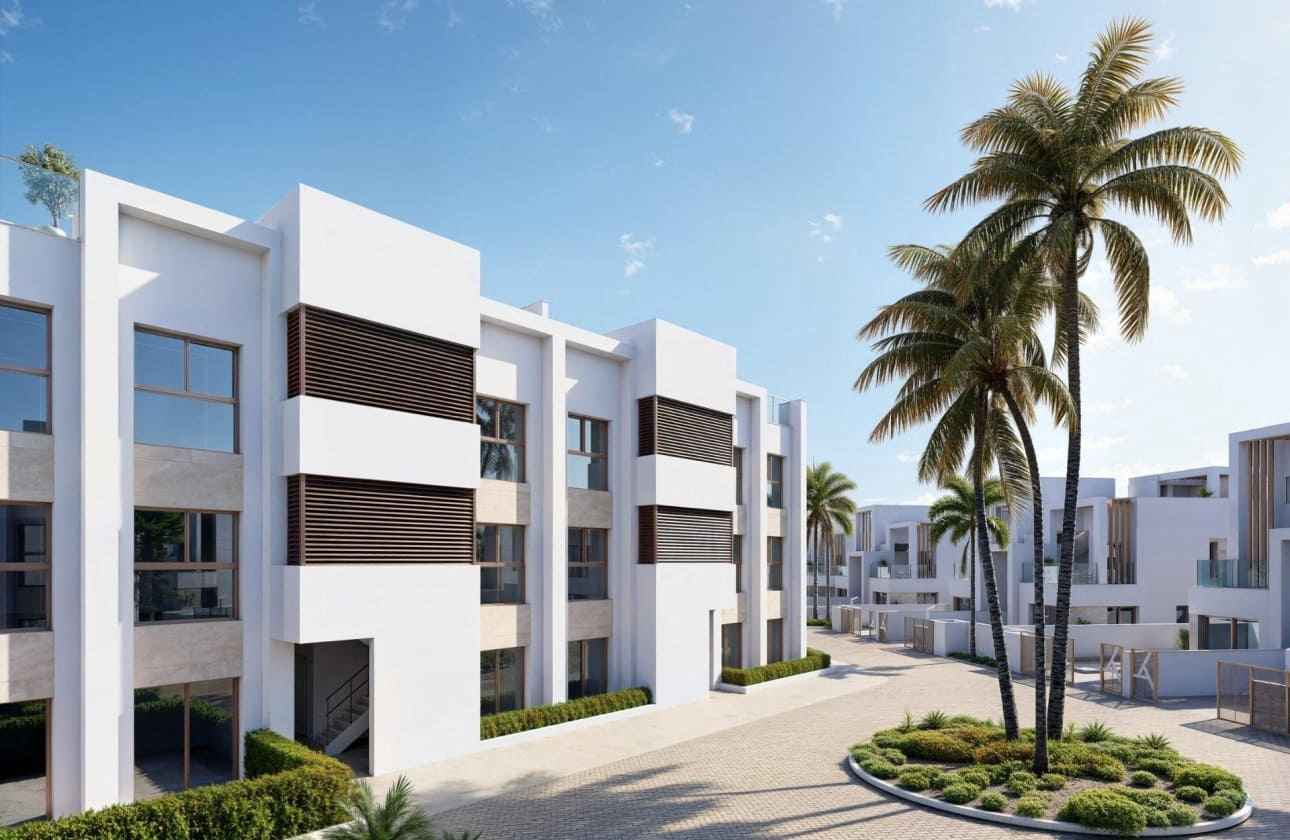 Apartamento de 2 habitaciones en Los Alcázares en venta con piscina garaje - 314.000 € (Ref: 10127495)
