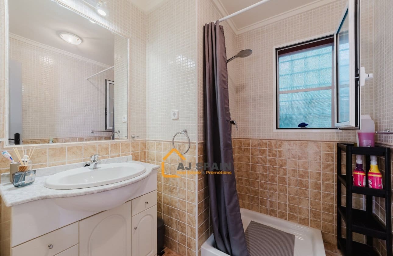 2 sypialnia Willa na sprzedaż w Fortuna z basenem garażem - 199 000 € (Ref: 10165779)