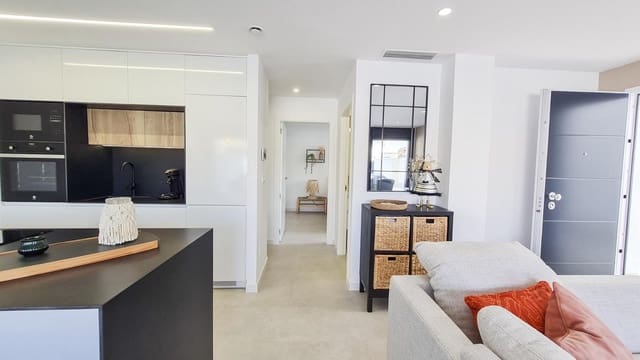 3 sovrum Semi-fristående Villa till salu i San Pedro del Pinatar ciudad, San Pedro del Pinatar med pool - 439 000 € (Ref: 9416828)