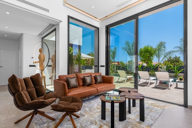 Chalet de 4 habitaciones en El Campello en venta con piscina garaje - 1.390.000 € (Ref: 9419300)