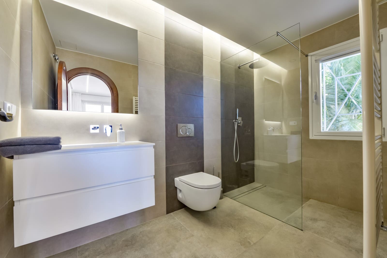 8 slaapkamer Villa te koop in Altea met zwembad garage - € 2.650.000 (Ref: 9419331)