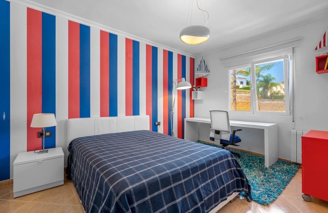 5 makuuhuone Huvila myytävänä paikassa Benissa mukana uima-altaan - 1 690 000 € (Ref: 9419332)