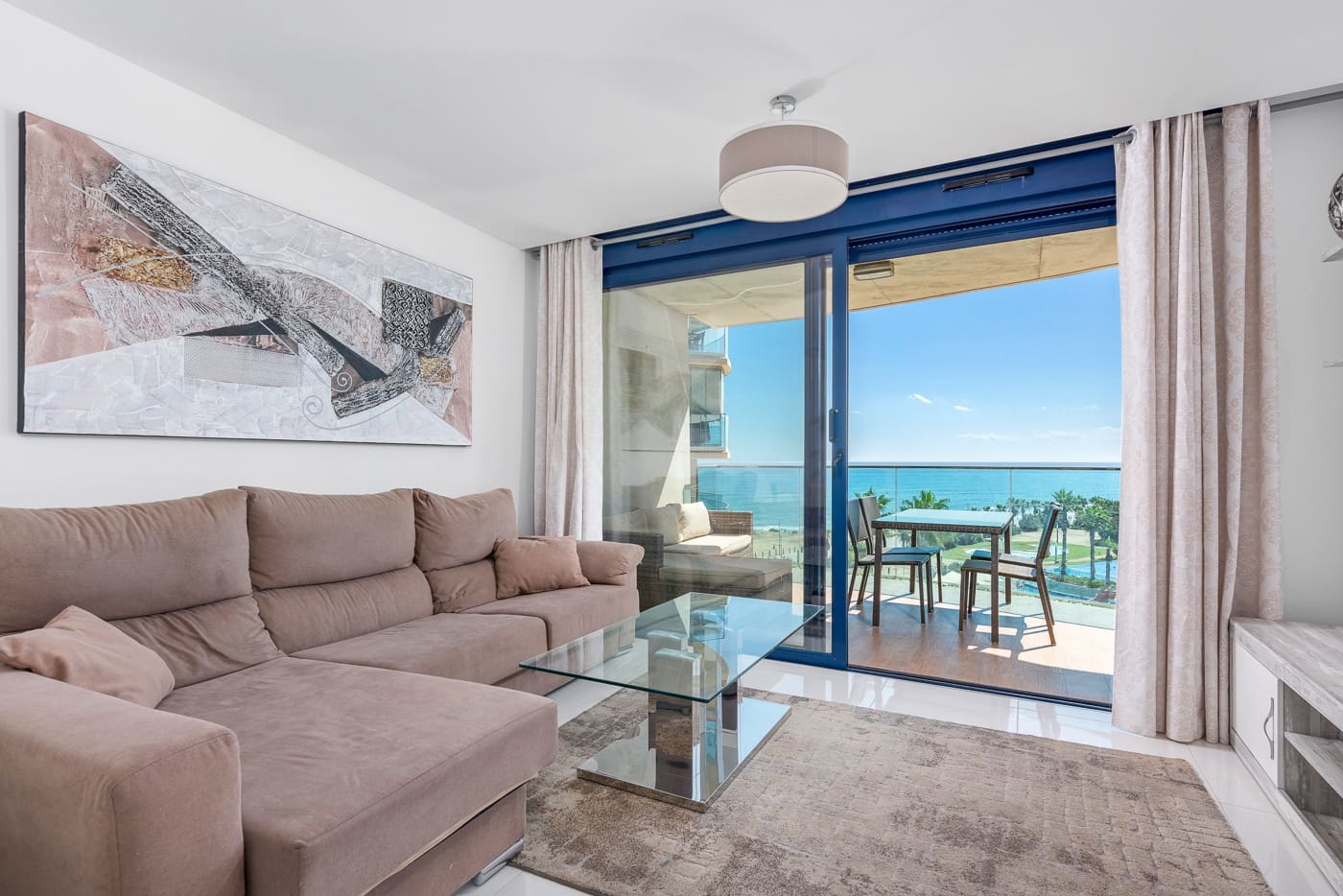 2 bedroom Apartment for sale in Punta Prima with pool garage - € 420,000 (Ref: 9419335)