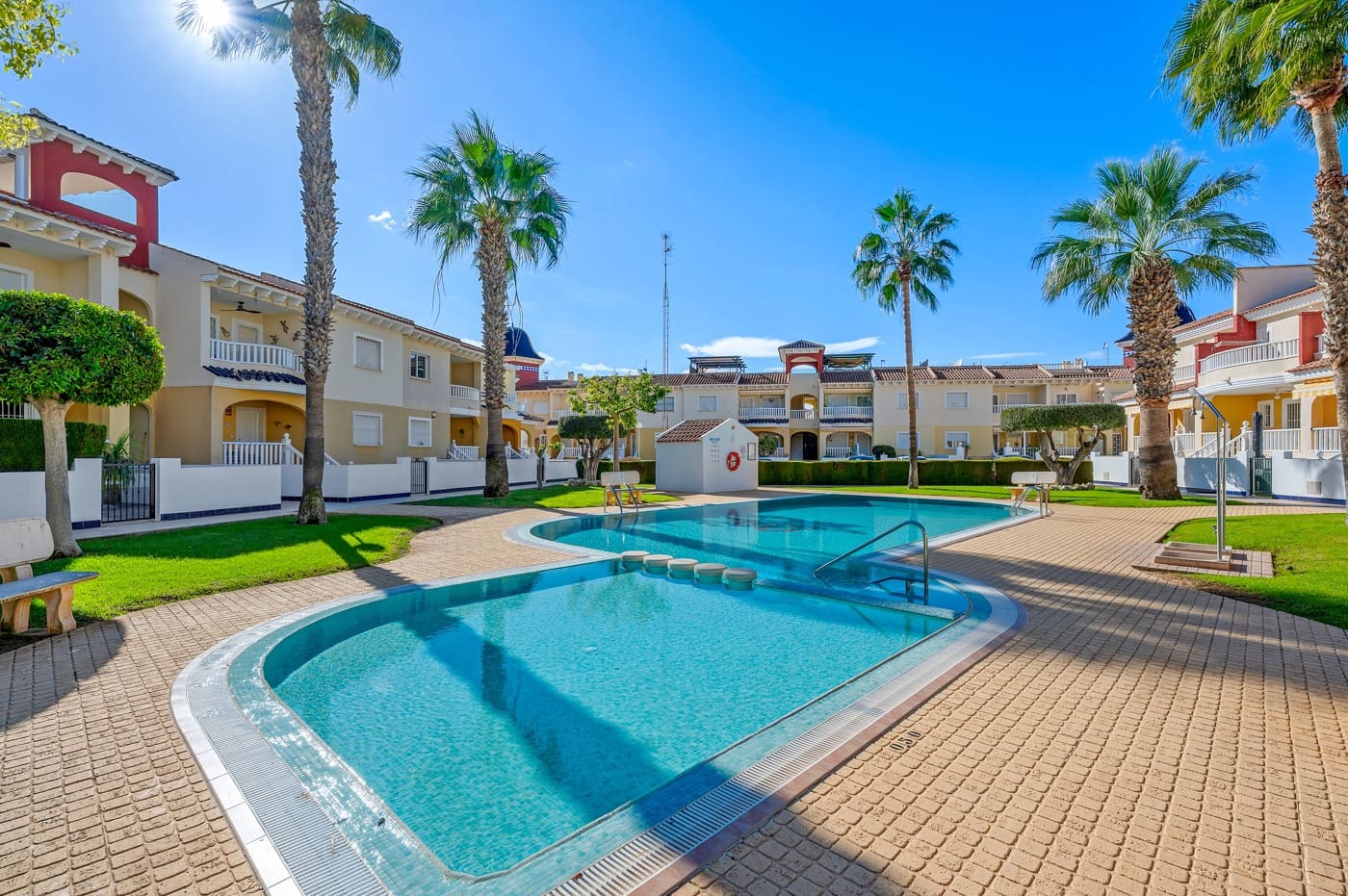 2 bedroom Apartment for sale in Ciudad Quesada with pool - € 169,000 (Ref: 9419347)