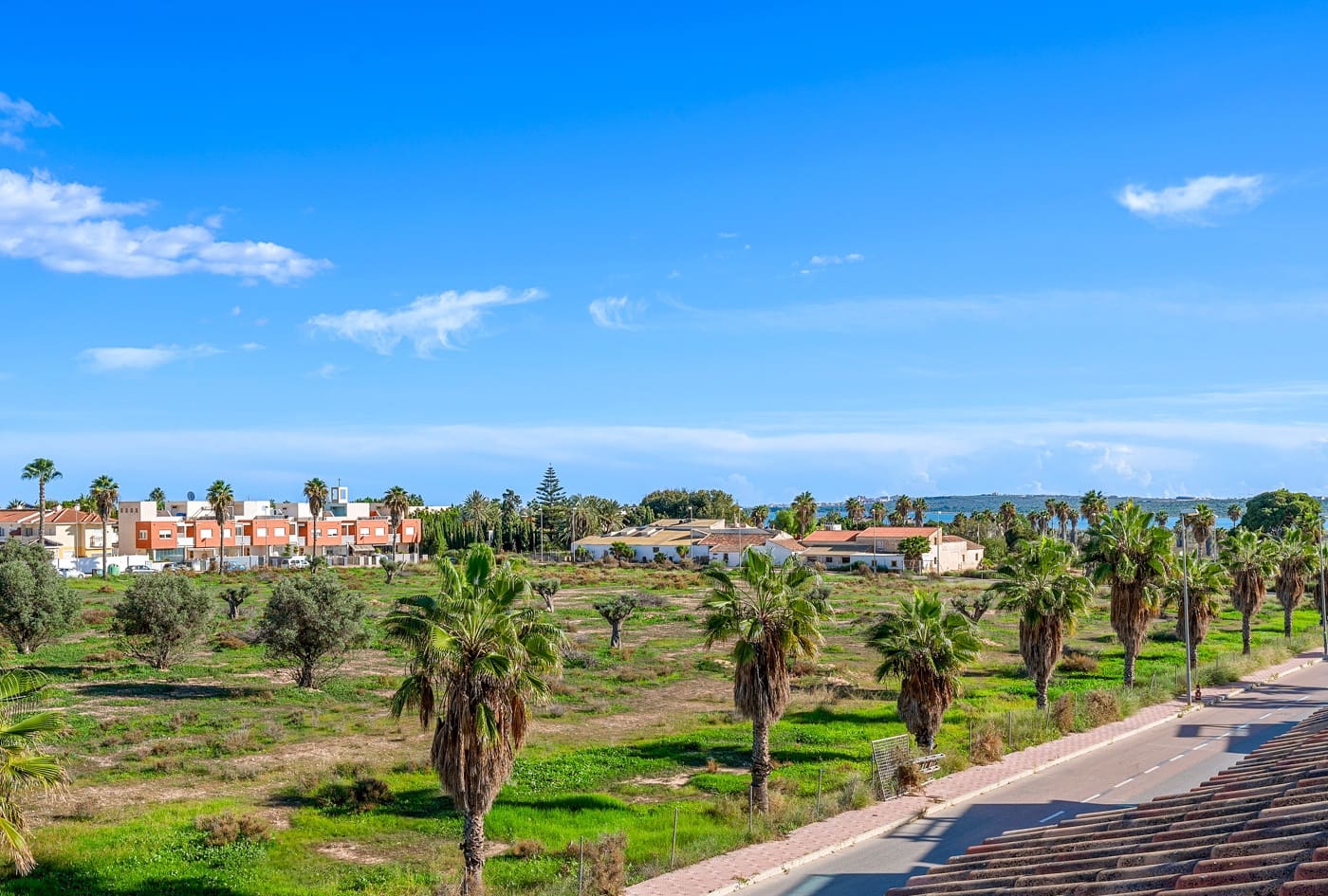 2 bedroom Apartment for sale in Ciudad Quesada with pool - € 169,000 (Ref: 9419347)