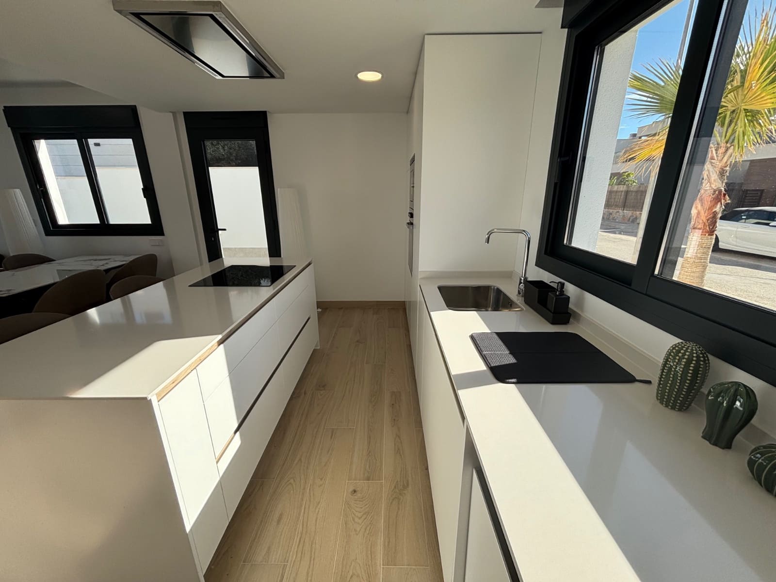 4 makuuhuone Huvila myytävänä paikassa Roda mukana uima-altaan - 629 900 € (Ref: 9419349)