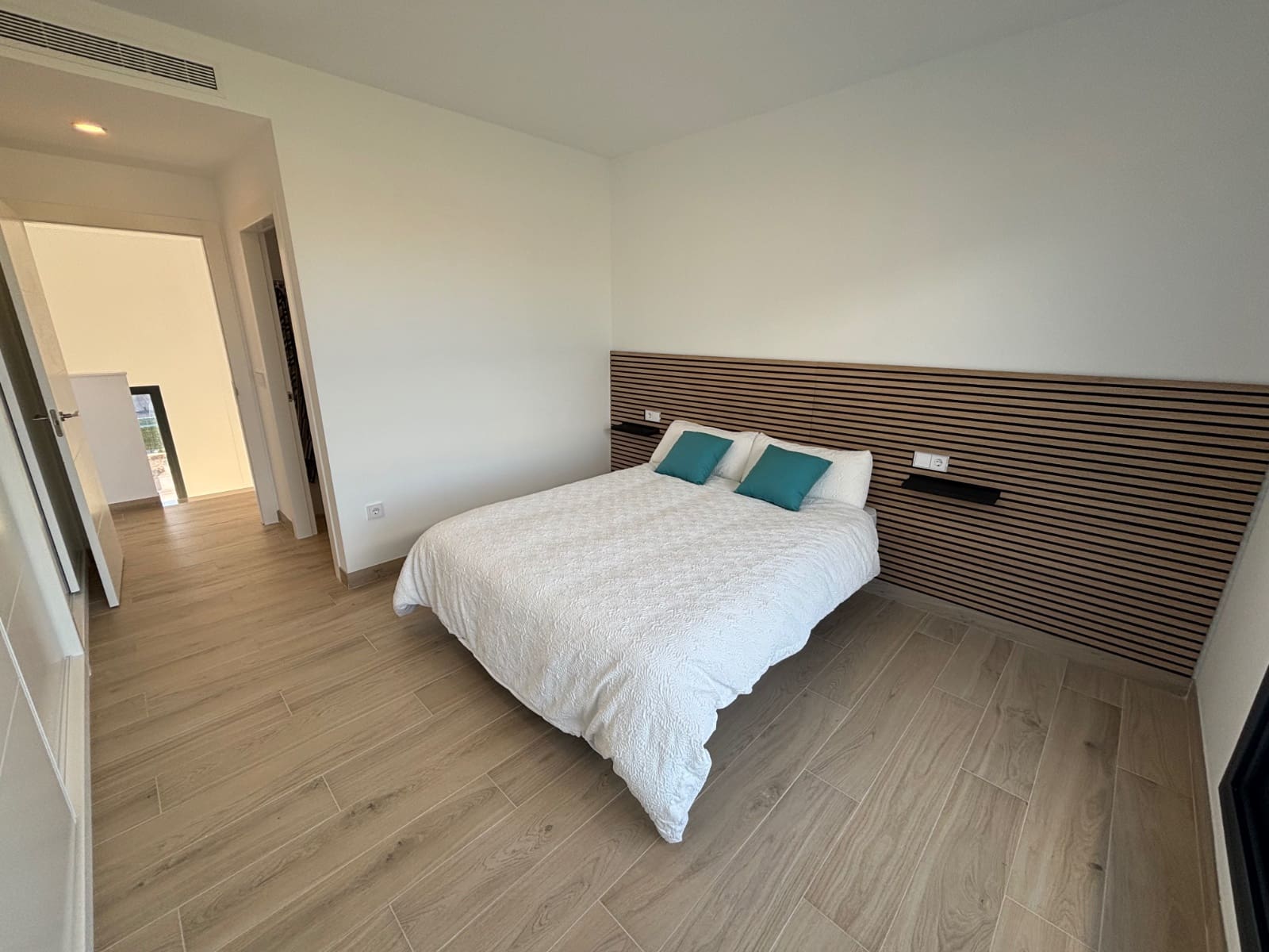 4 makuuhuone Huvila myytävänä paikassa Roda mukana uima-altaan - 629 900 € (Ref: 9419349)