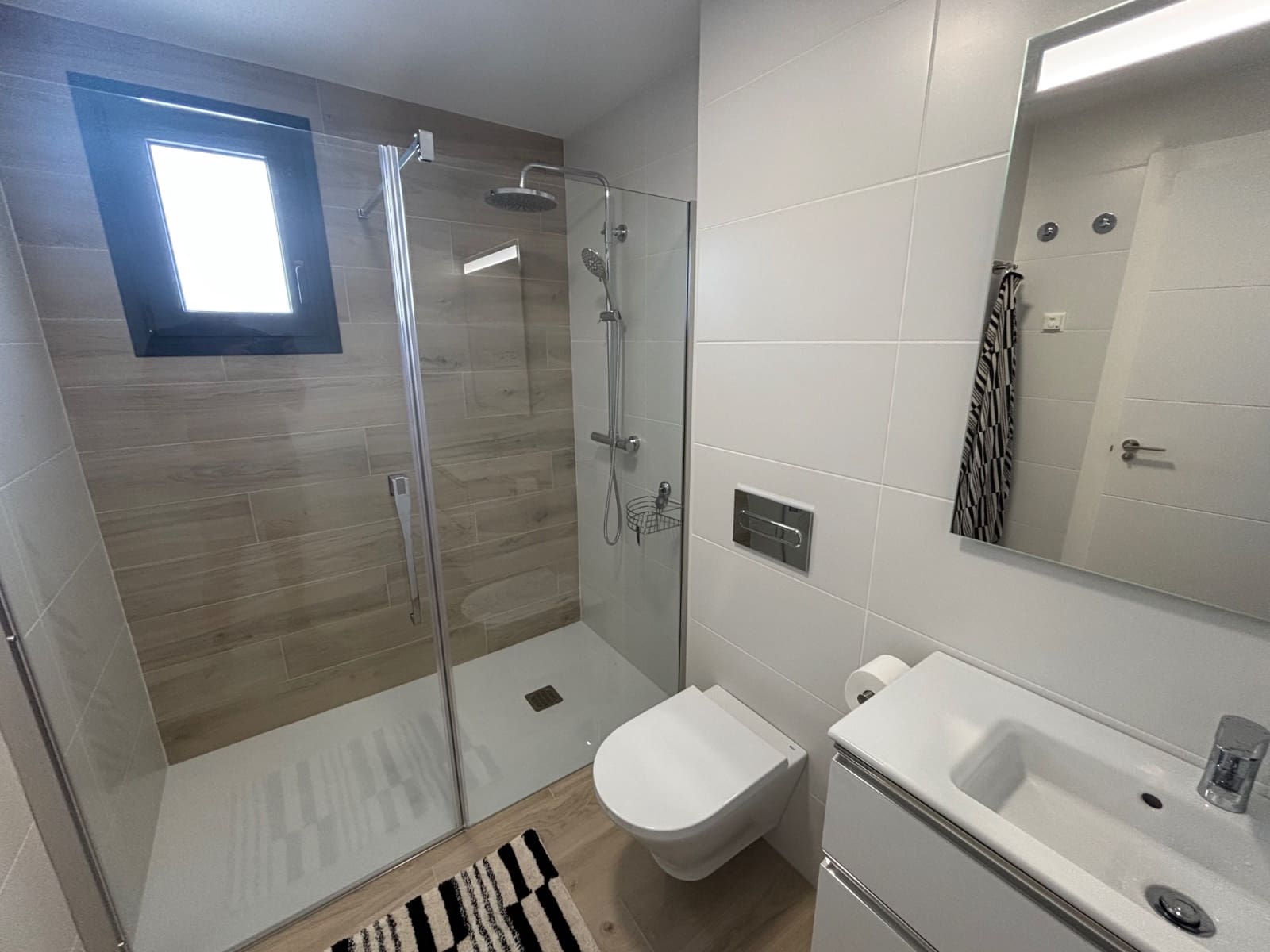 4 makuuhuone Huvila myytävänä paikassa Roda mukana uima-altaan - 629 900 € (Ref: 9419349)