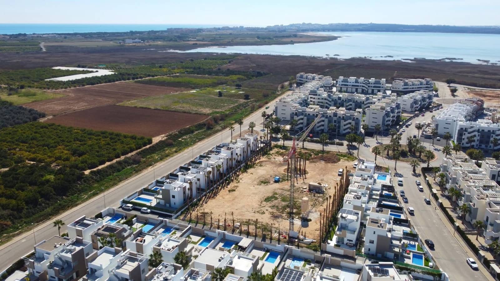 2 Zimmer Apartment zu verkaufen in Guardamar del Segura mit Pool - 365.000 € (Ref: 9426922)