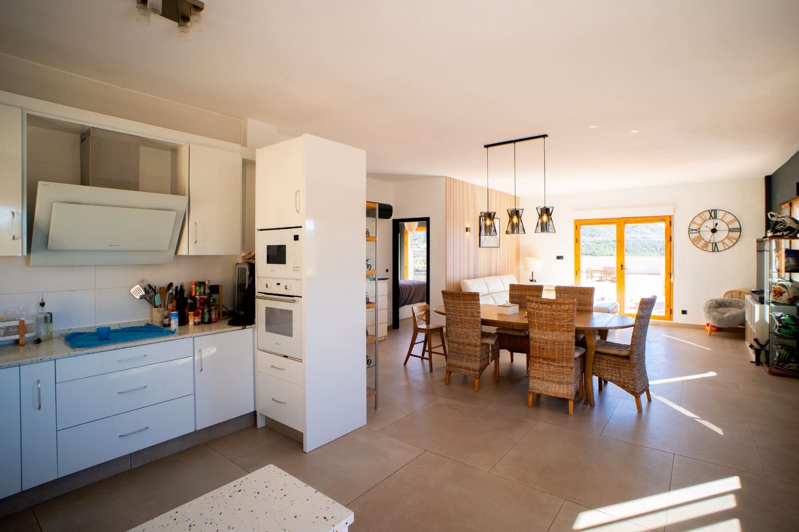 5 sypialnia Willa na sprzedaż w Las Casicas z basenem garażem - 399 000 € (Ref: 9453682)