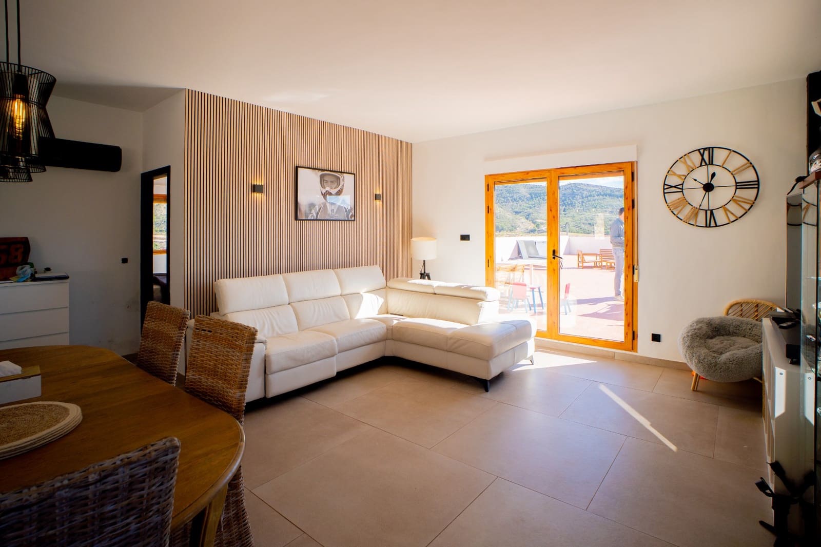 5 sypialnia Willa na sprzedaż w Las Casicas z basenem garażem - 399 000 € (Ref: 9453682)