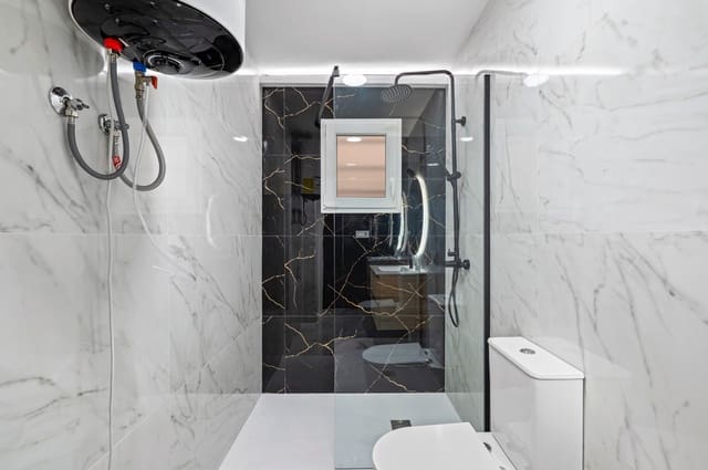 Lejlighed til salg i Ciudad Quesada, Rojales - € 99.800 (Ref: 9470915)