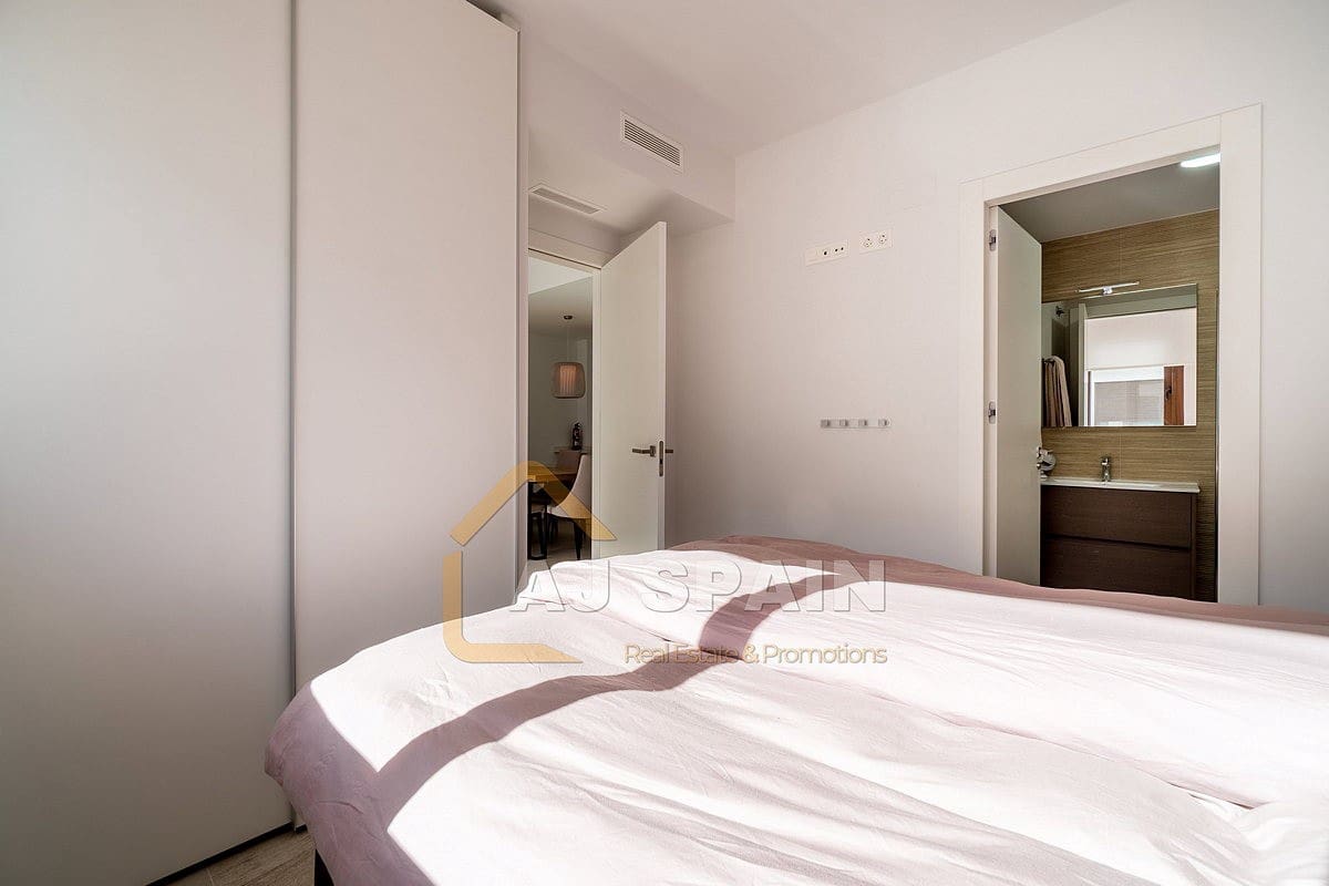 2 makuuhuone Huoneisto myytävänä paikassa San Pedro del Pinatar mukana uima-altaan - 259 000 € (Ref: 9544579)