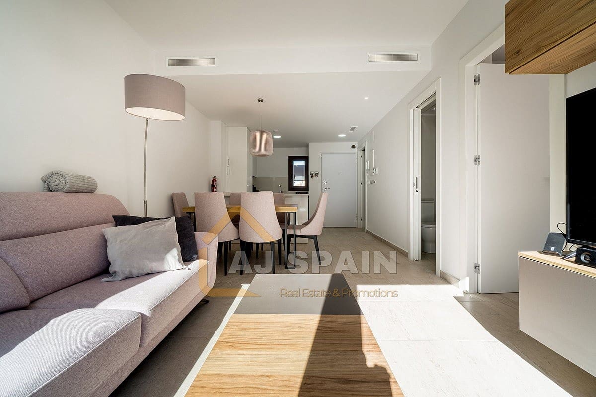 2 makuuhuone Huoneisto myytävänä paikassa San Pedro del Pinatar mukana uima-altaan - 259 000 € (Ref: 9544579)