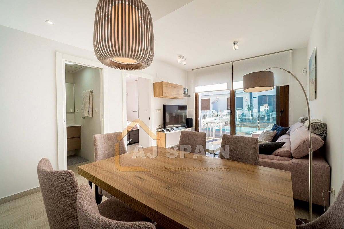 2 makuuhuone Huoneisto myytävänä paikassa San Pedro del Pinatar mukana uima-altaan - 259 000 € (Ref: 9544579)