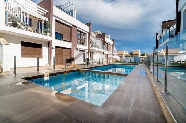 2 makuuhuone Huoneisto myytävänä paikassa San Pedro del Pinatar mukana uima-altaan - 259 000 € (Ref: 9544579)