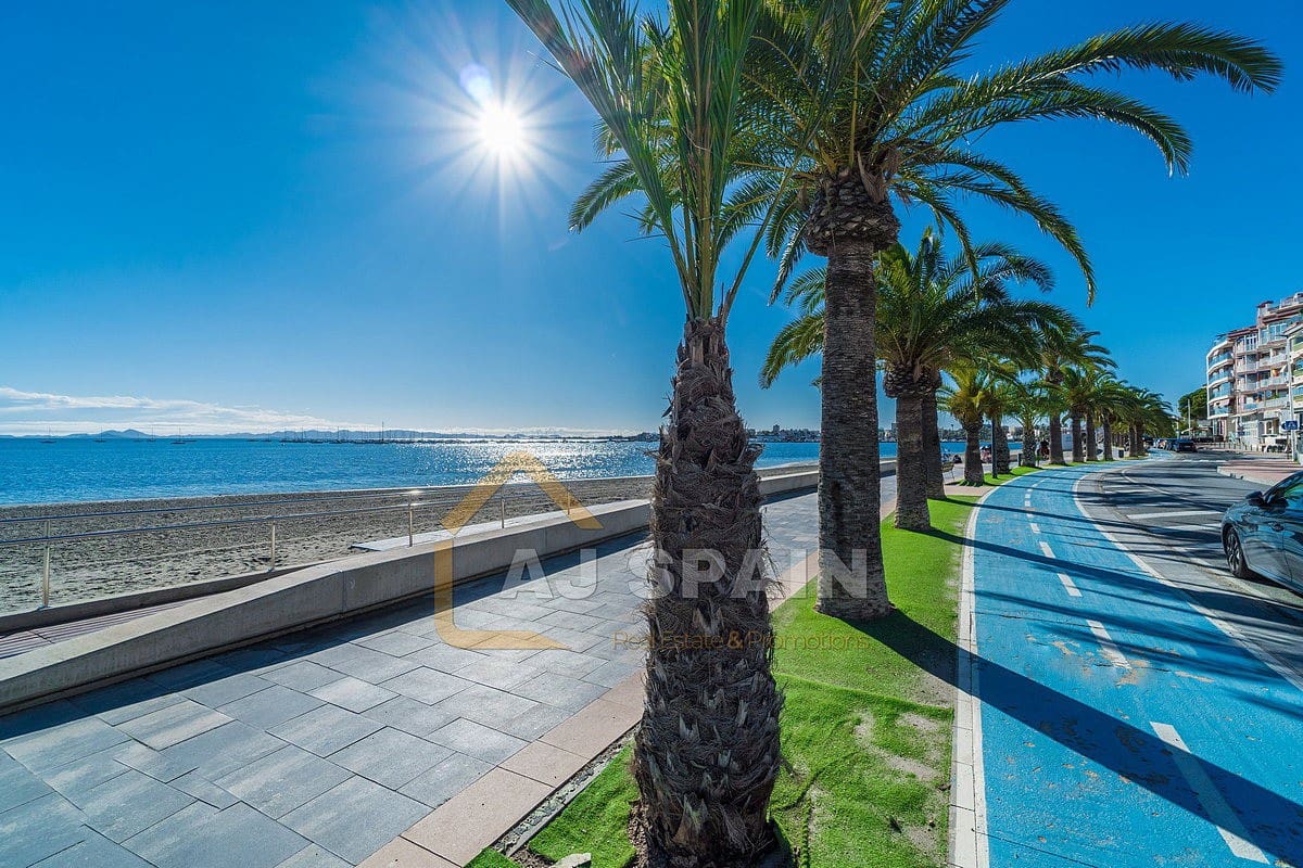 2 makuuhuone Huoneisto myytävänä paikassa San Pedro del Pinatar mukana uima-altaan - 259 000 € (Ref: 9544579)