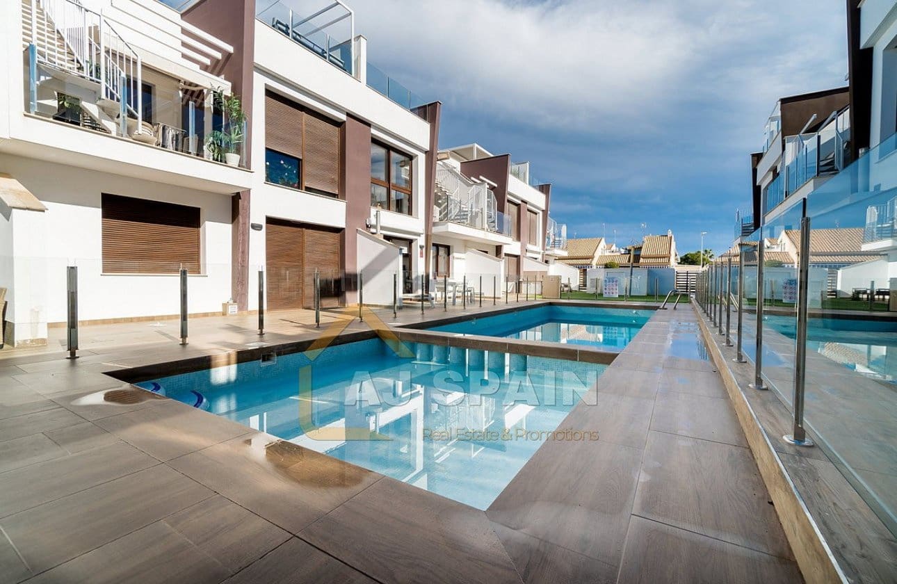 Apartamento de 2 habitaciones en Lo Pagan en venta con piscina garaje - 259.000 € (Ref: 9544579)