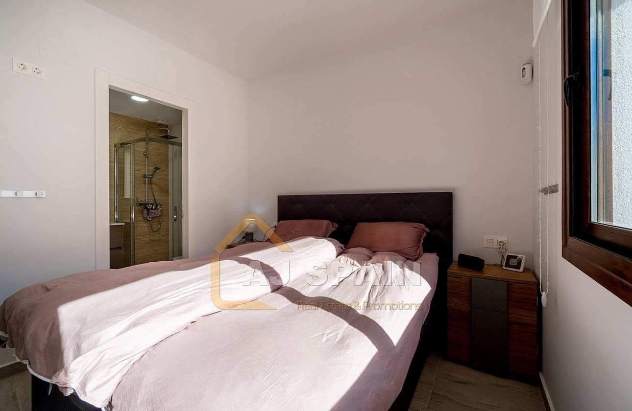 Apartamento de 2 habitaciones en Lo Pagan en venta con piscina garaje - 259.000 € (Ref: 9544579)
