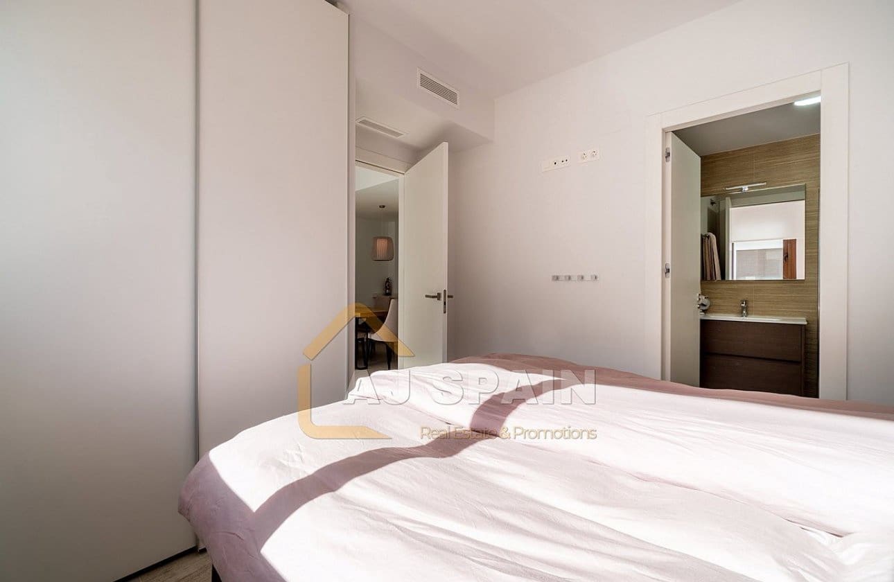 Apartamento de 2 habitaciones en Lo Pagan en venta con piscina garaje - 259.000 € (Ref: 9544579)
