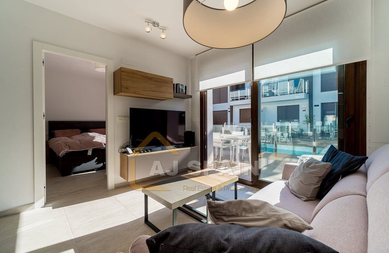 Apartamento de 2 habitaciones en Lo Pagan en venta con piscina garaje - 259.000 € (Ref: 9544579)