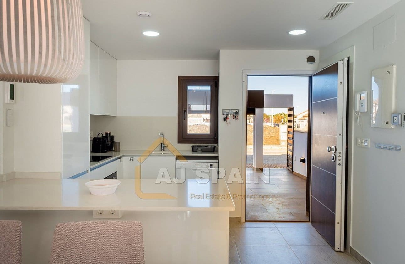 Apartamento de 2 habitaciones en Lo Pagan en venta con piscina garaje - 259.000 € (Ref: 9544579)